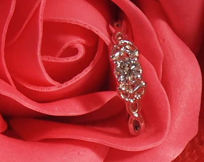 こだわりのお二人のデザインの婚約指輪(エンゲージリング)。。。