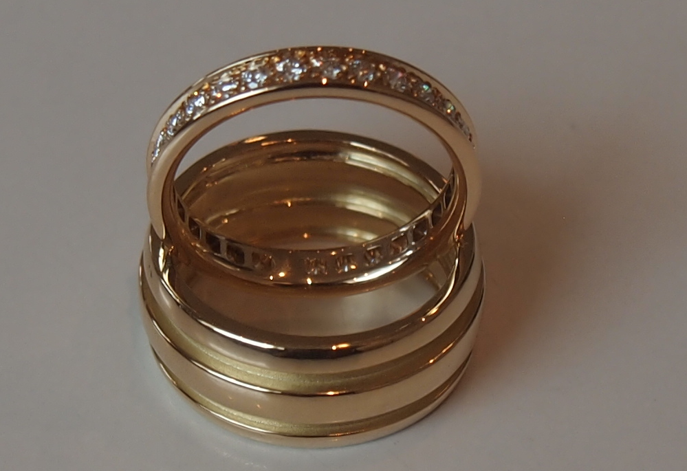 どこも出来ないフルダイヤモンドリングのサイズ直しも。。。