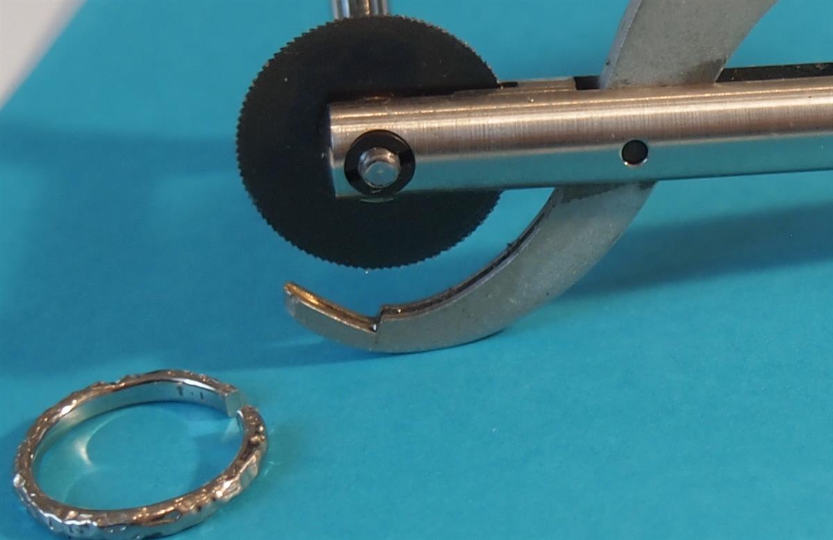 和歌山で『指輪が抜けない』とお困りの時は。。。