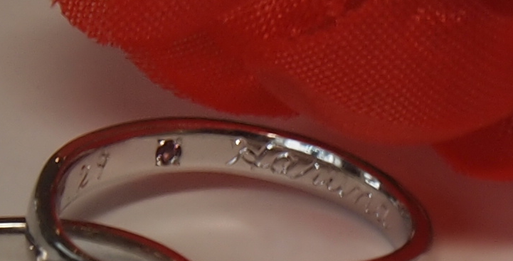 毎日着けるからこそ『違和感がない』はめ心地の結婚指輪(マリッジリング)。