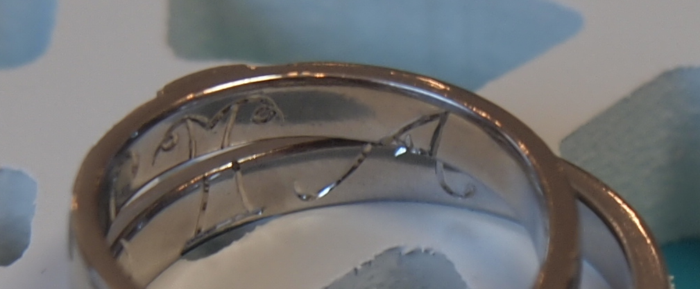 大変な時だからこそ結婚指輪(マリッジリング)だけでもとことんこだわりたいと。