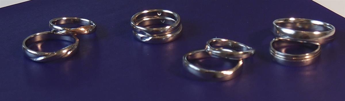 只今製作中の手作り鍛造の結婚指輪(マリッジリング)たち。。。
