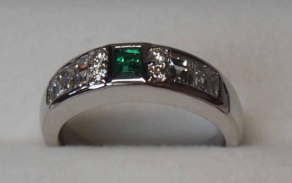 自分のデザインで厚みやはめ心地までも追求したジュエリーリフォーム。