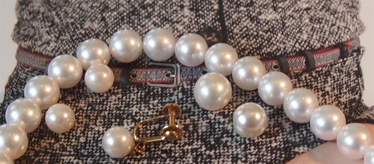 マスクを外せない今、せめてピアスやイヤリングでお洒落してみませんか?。。。