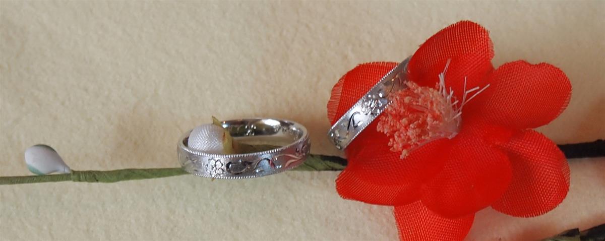 和彫りのきれいなこだわりの結婚指輪。。。。