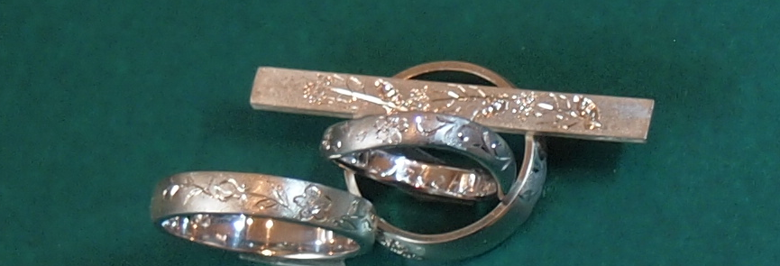 いろいろな花を結婚指輪に和彫りや洋彫りで。。。