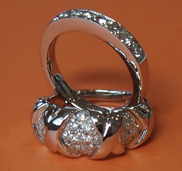 クロムハーツやブランド品のカスタマイズやバージョンアップも可能です。