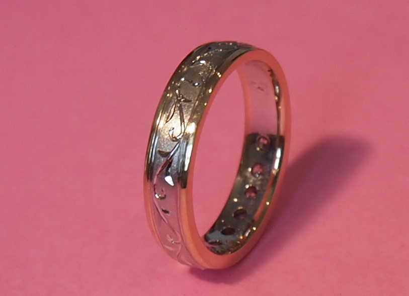 新たなエタニティデザインの結婚指輪をジュエリーリフォームで。。。